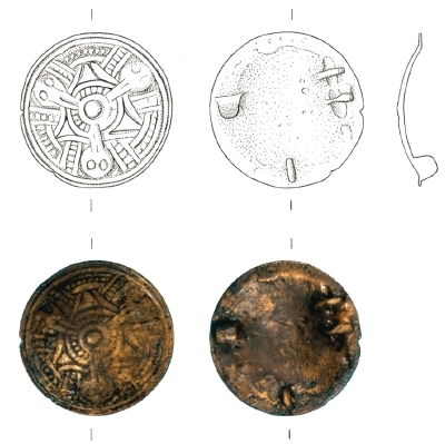 Brooch from Leirvík on Eysturoy (source: Steffen Stummann Hansen – Inga Merkyte – Joanna Bending: Toftanes, a Viking Age Farmstead in the Faroe Islands: archaeology, environment and economy. Acta Archaeologica 84/1. Oxford (: Willey, Blackwell), 2013, s. 85)